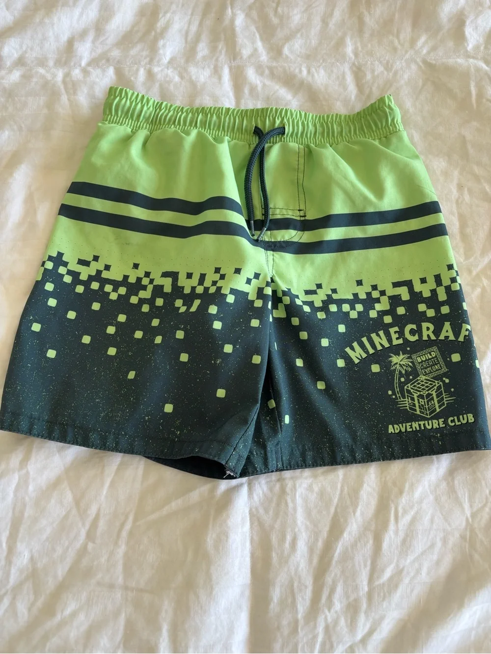 Boys small 6/7 Swim Trunks Shorts  Lot of 4  Message to separate